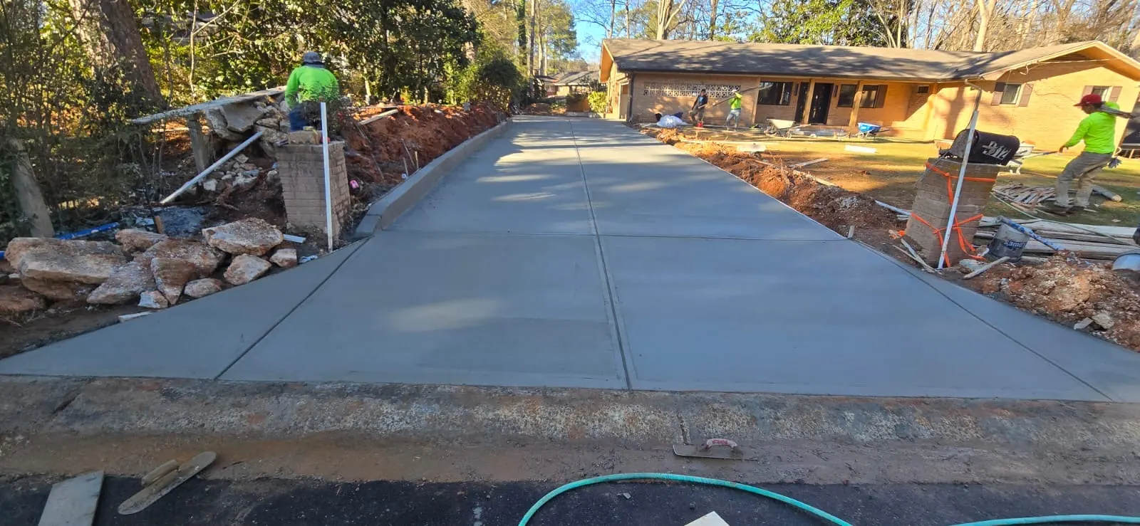 Durable driveway installation, driveway replacement, and driveway extensions for Lawrenceville area homes.